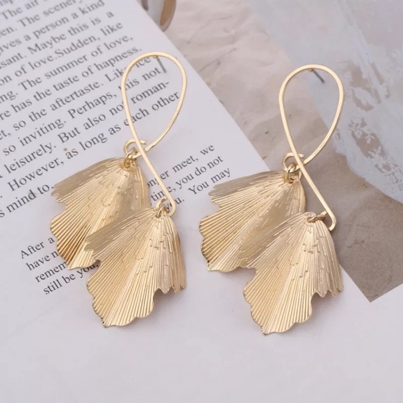 Gold Tone Leaves Earrings - Picture 2 of 6